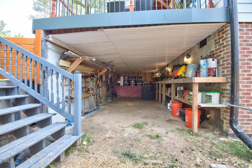listing image 75