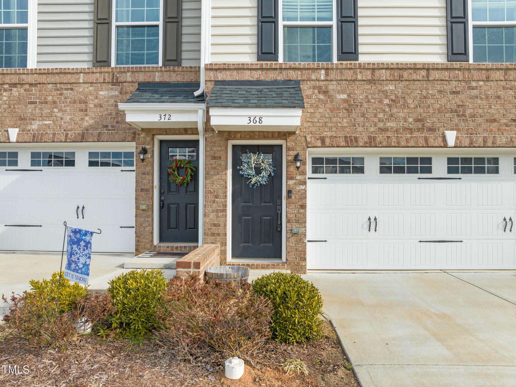 368 Amber Acorn Avenue