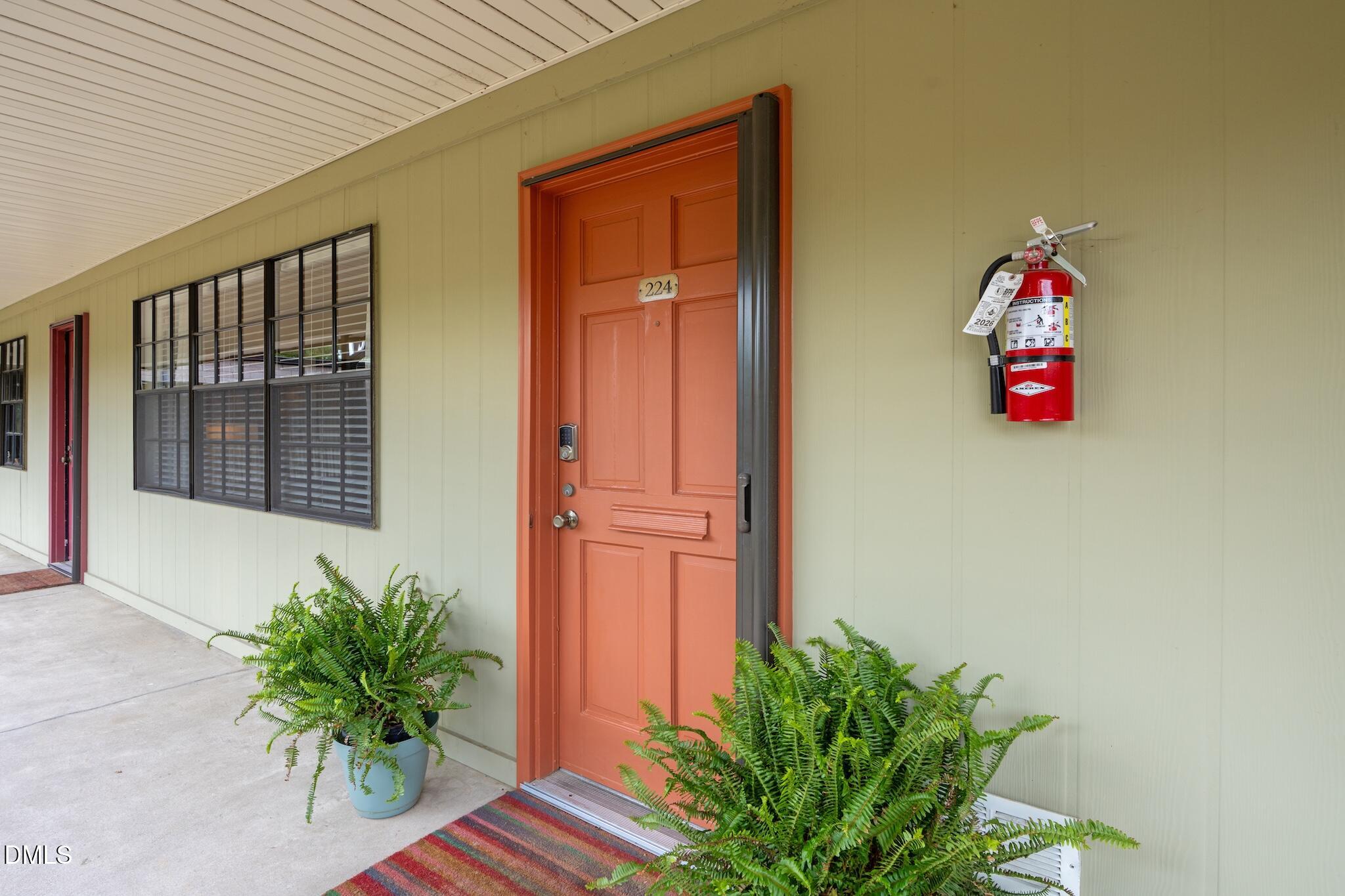 807 W Trinity Avenue Apt 224