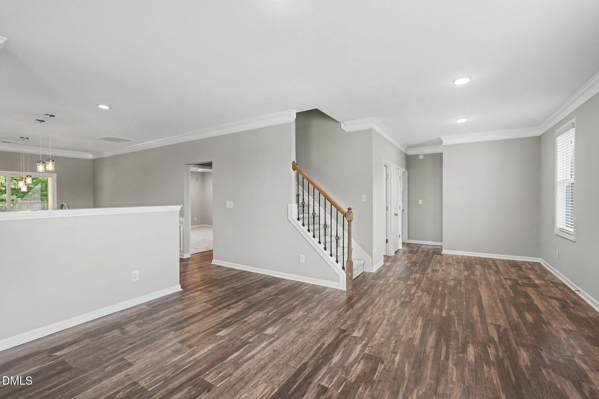 151 N Oscar Lane