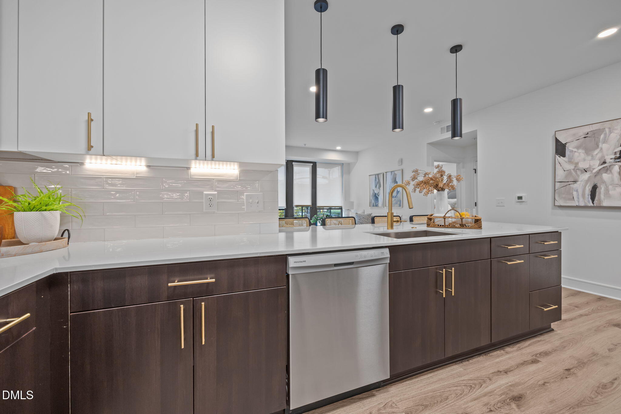 615 W Peace Street 202