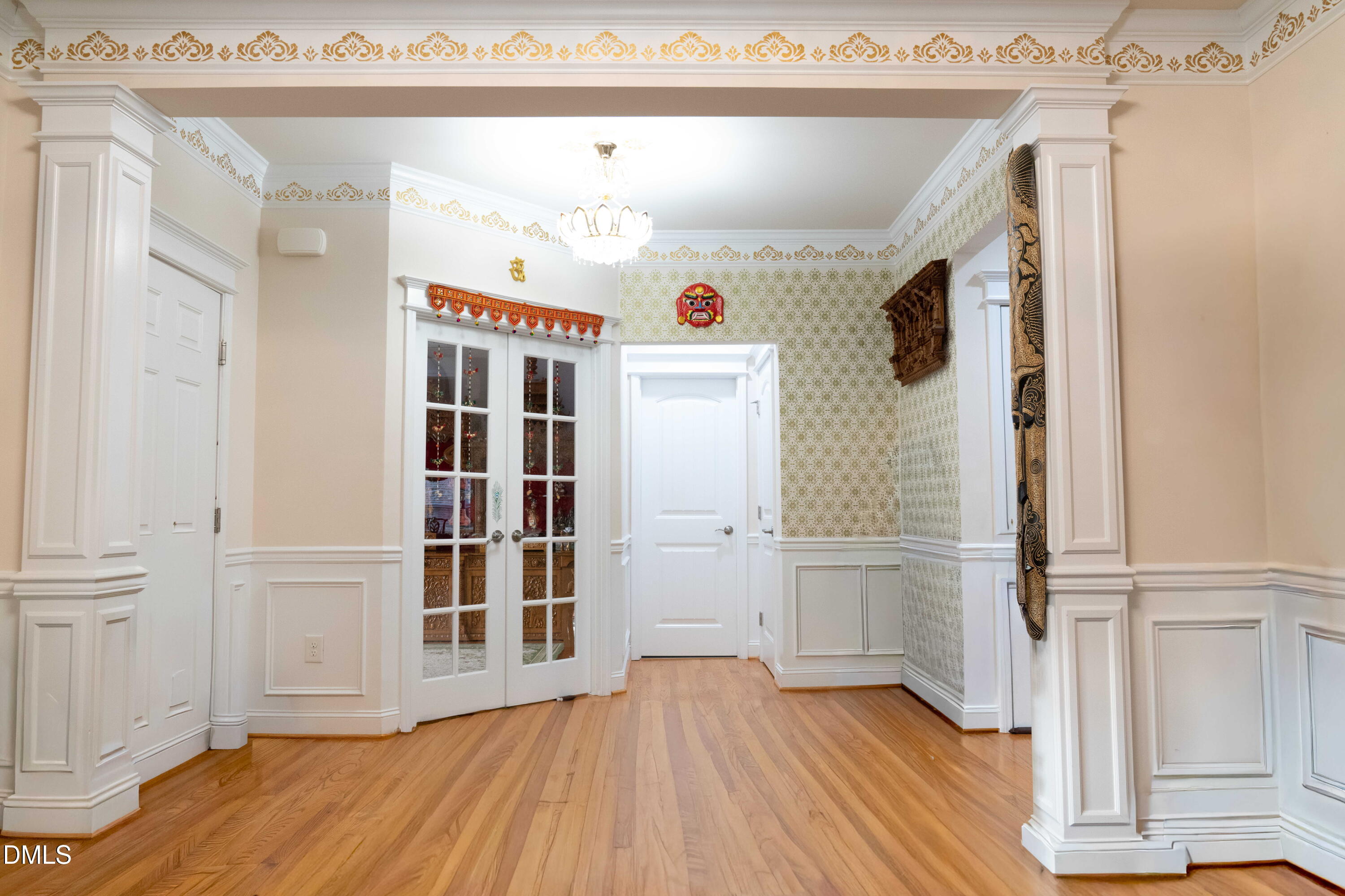 1132 Cozy Oak Avenue