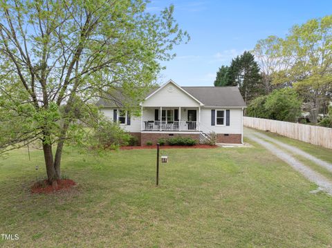 221 Walkers Way Willow Springs NC 27592