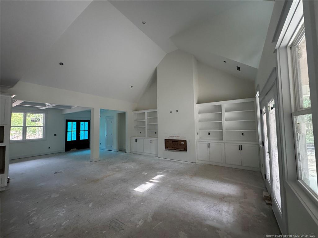 27 Lookout Point
