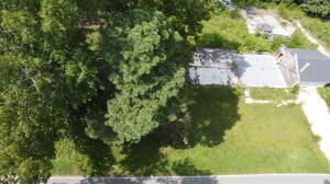 1304 Shadetree Road