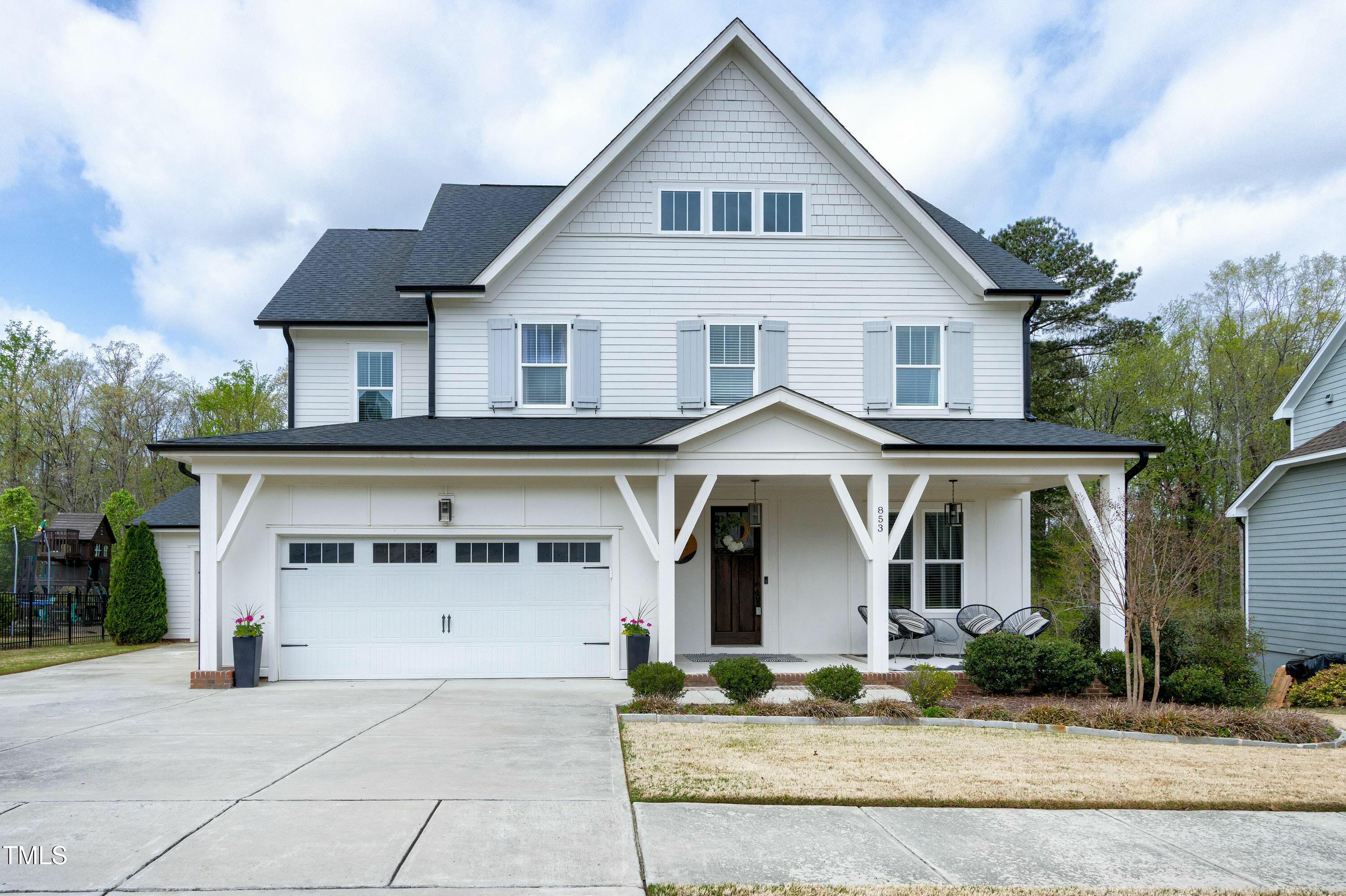 853 Rambling Oaks Lane