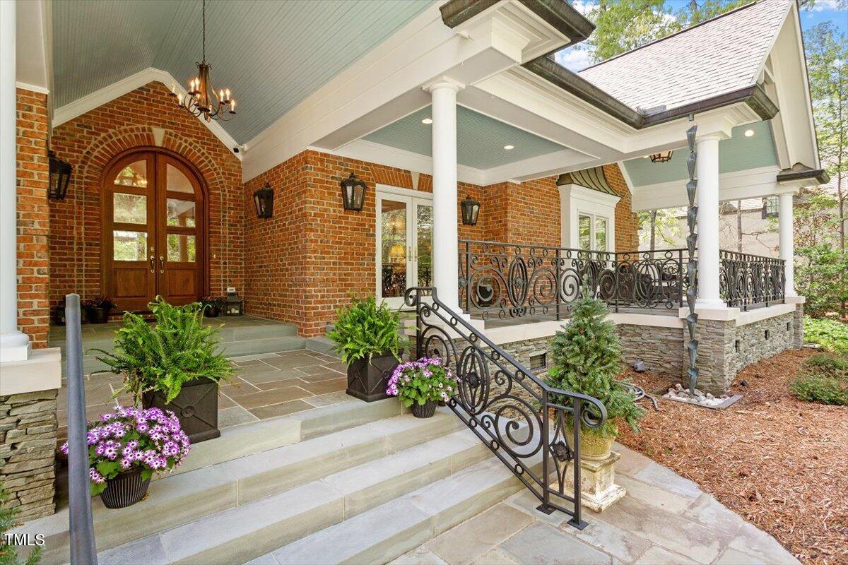 801 Pinehurst Drive