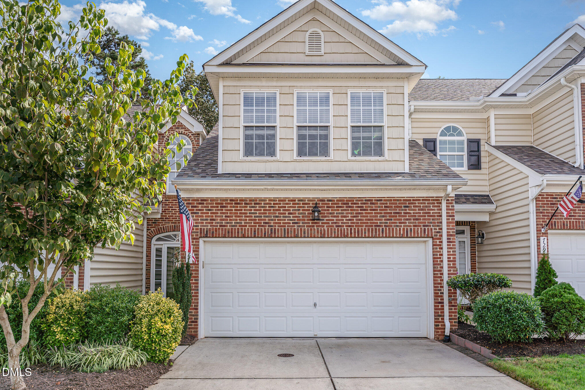 727 Swan Neck Lane
