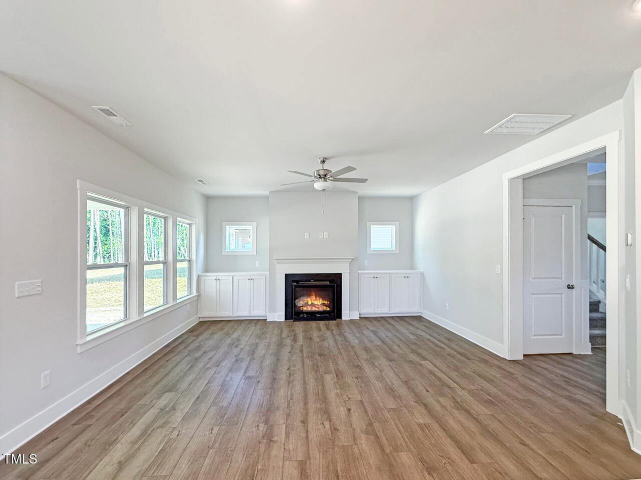 1803 Ballard Road Holly Craftsman
