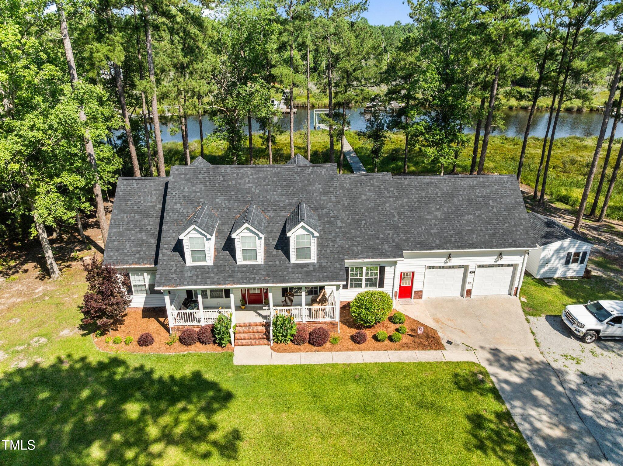 759 Island Drive