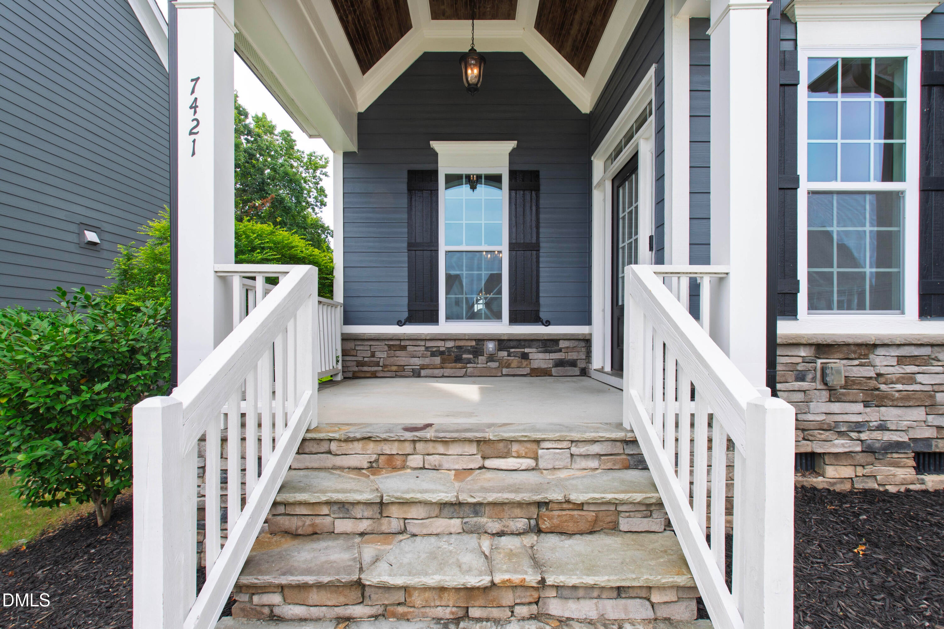 7421 Stonehenge Farm Lane