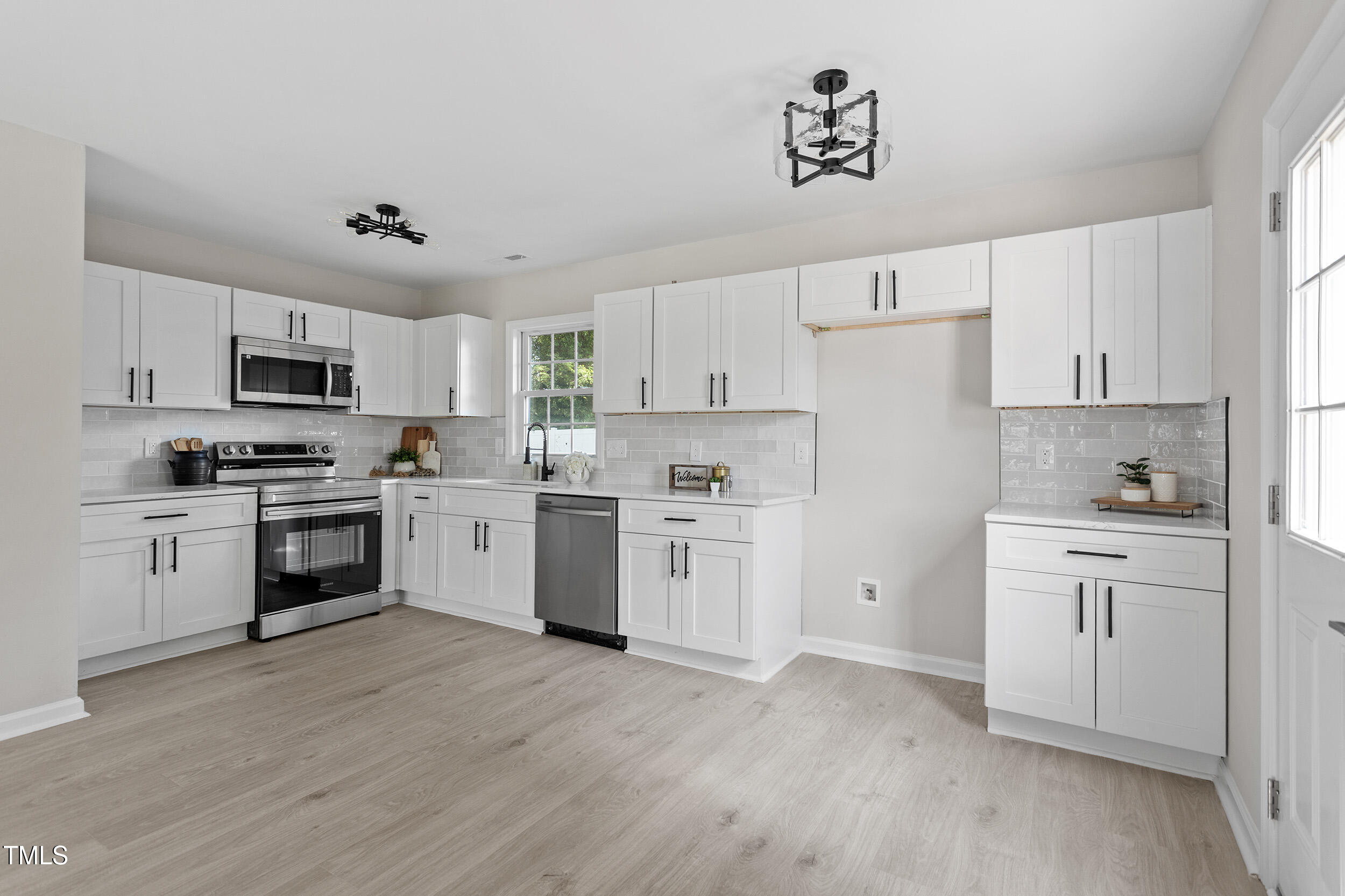 1416 Oakhill Court