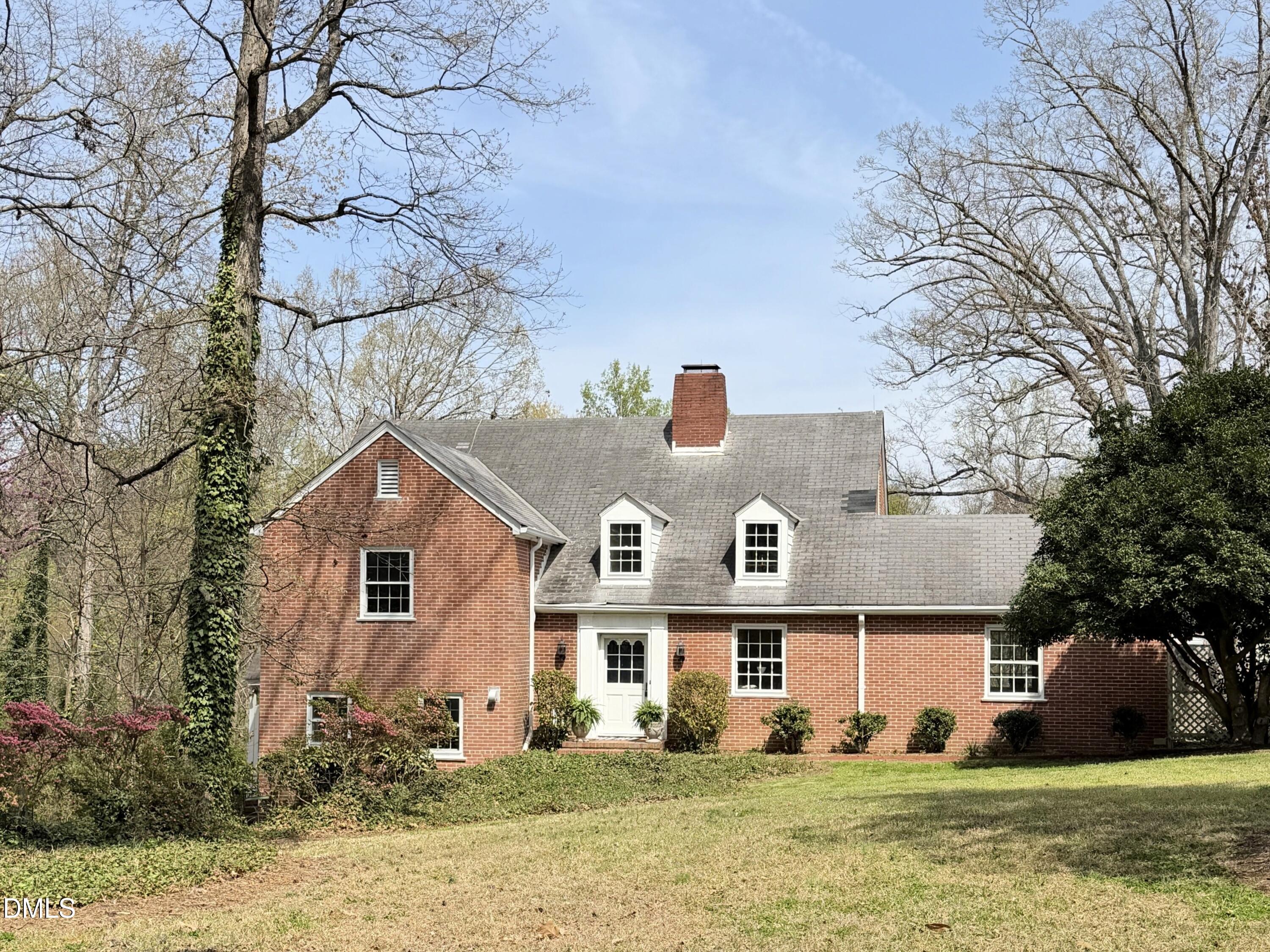 401 Laurel Hill Road
