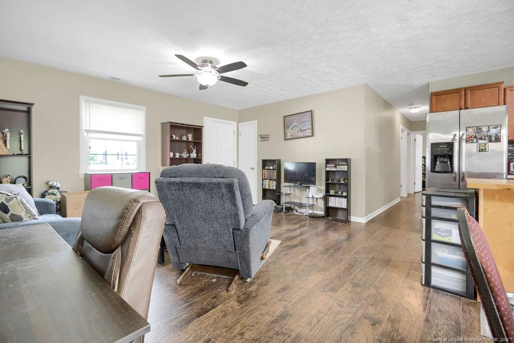 6582 Vineyard Drive