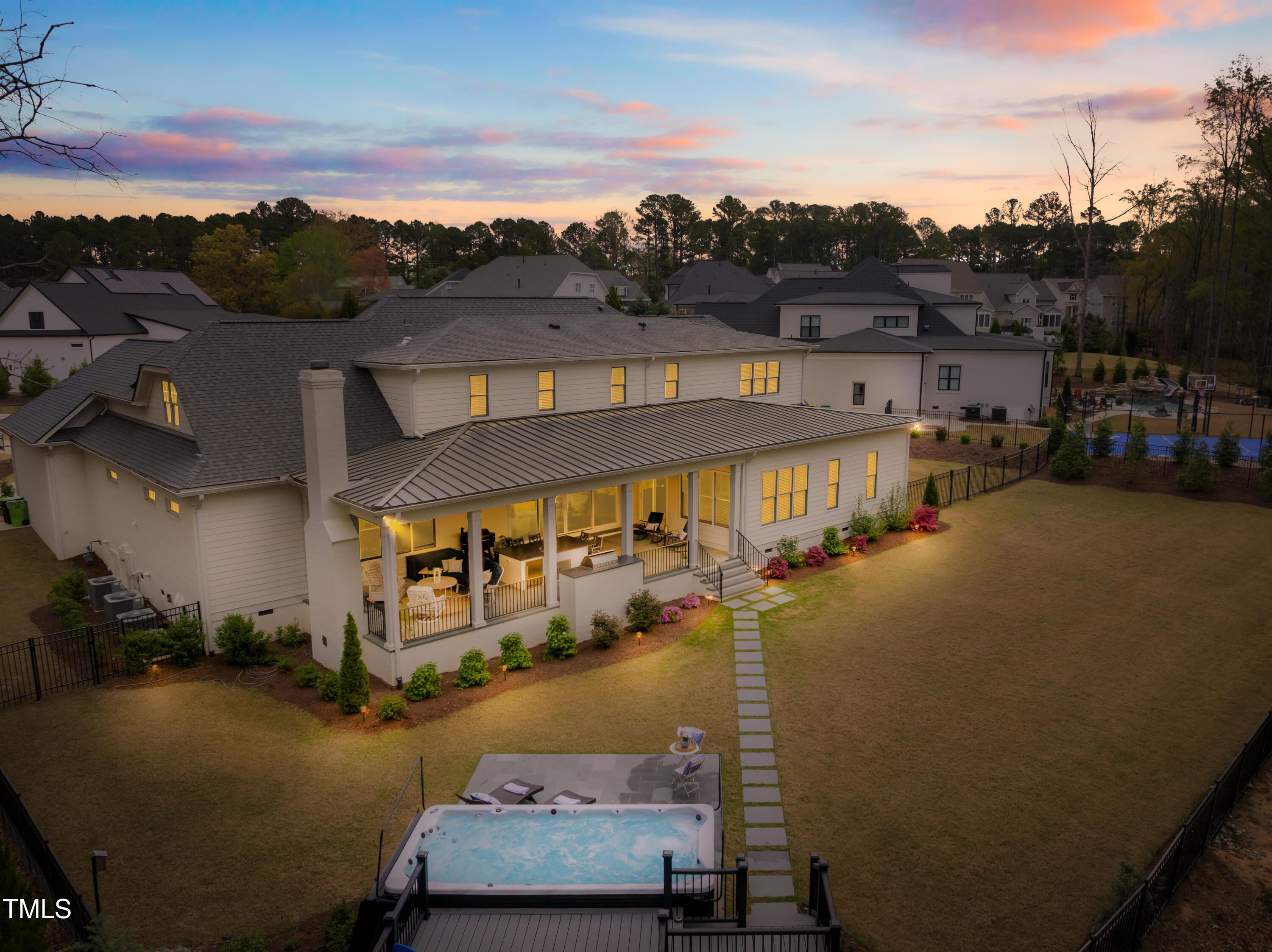 2223 Winston Circle