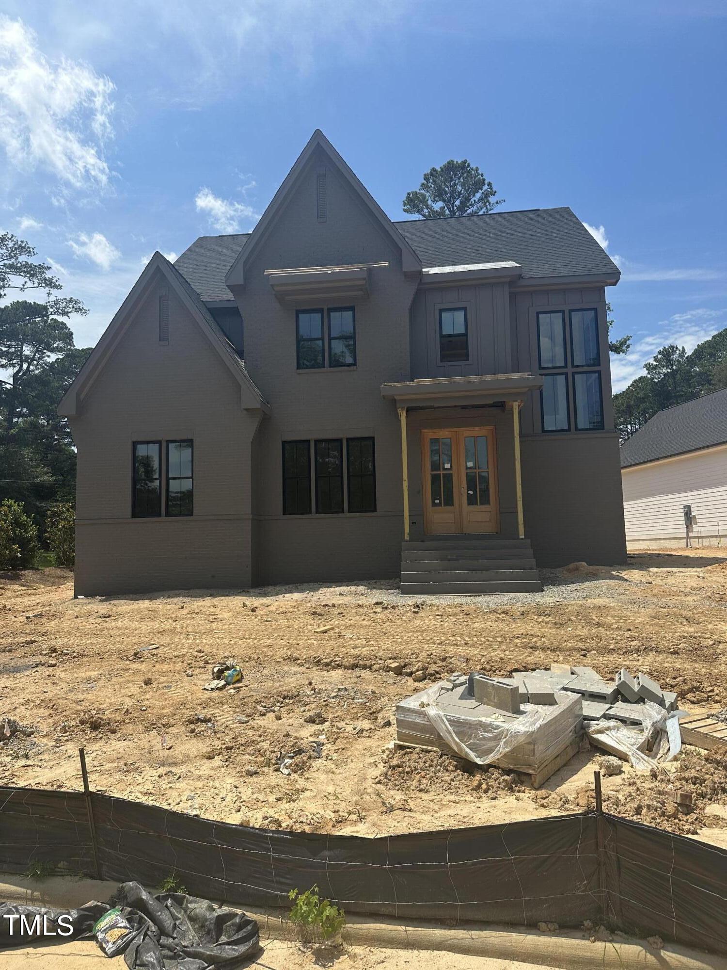 View Apex, NC 27502 house