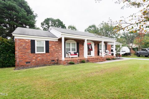 A home in Dunn