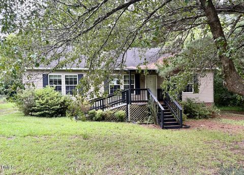 55 Lockhart Lane Lillington NC 27546