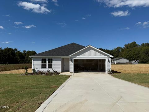 37 Boston River Drive Dunn NC 28334