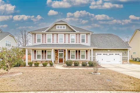 A home in Raeford