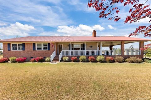 1411 Scott Currie Road Raeford NC 28376