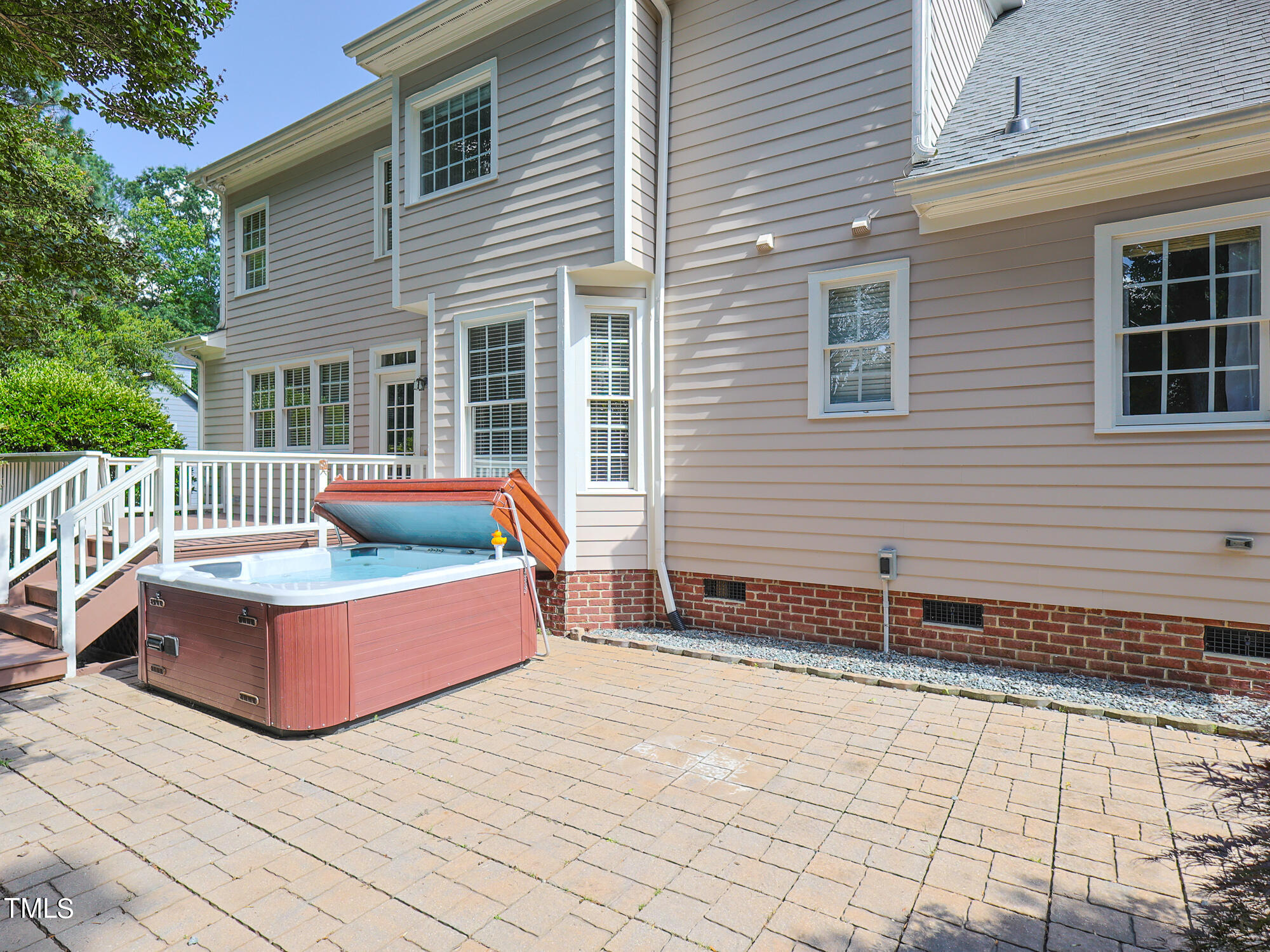 102 Preston Pines Drive