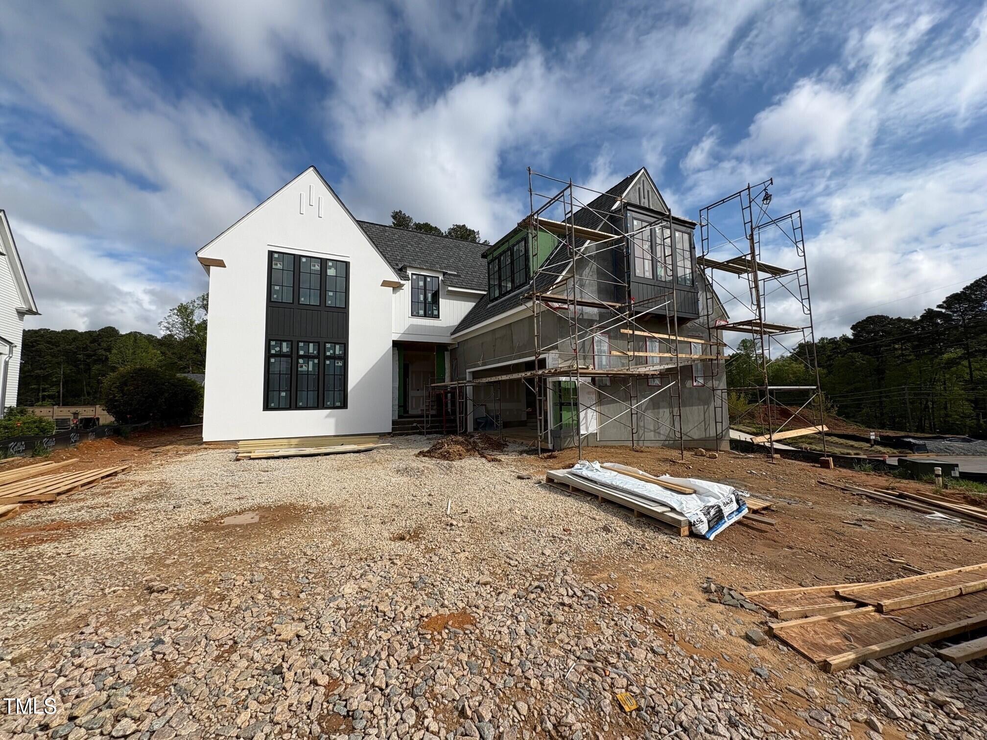 3405 Makers Circle