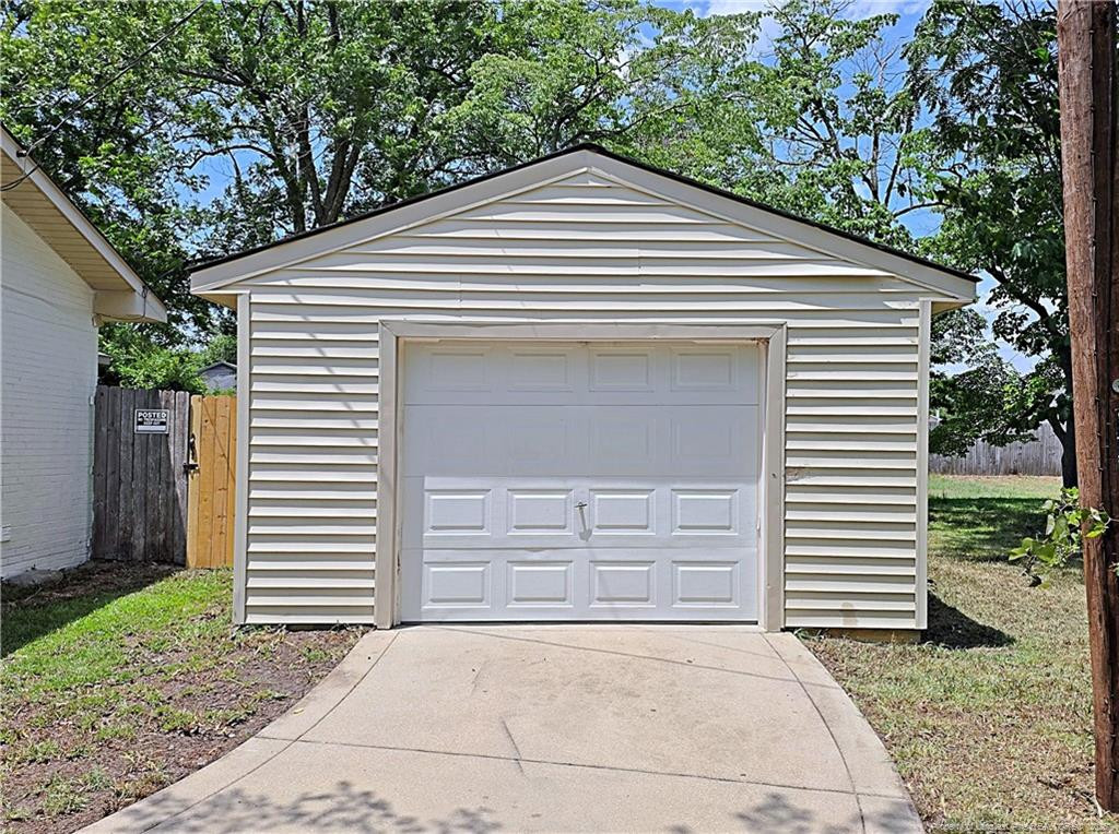 1602 Ferndell Drive
