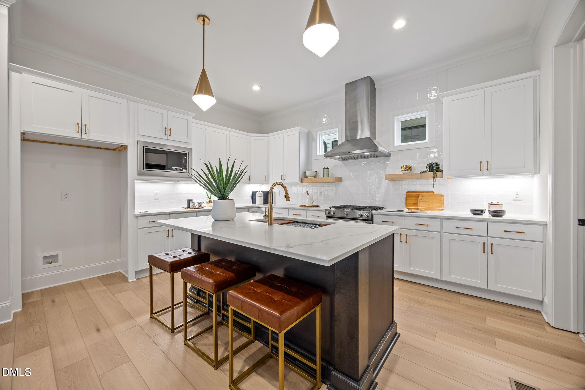 3817 Coach Lantern Avenue