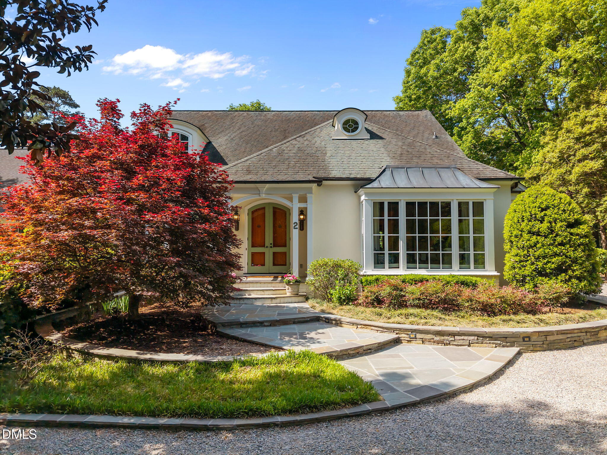 2 Greenside Court