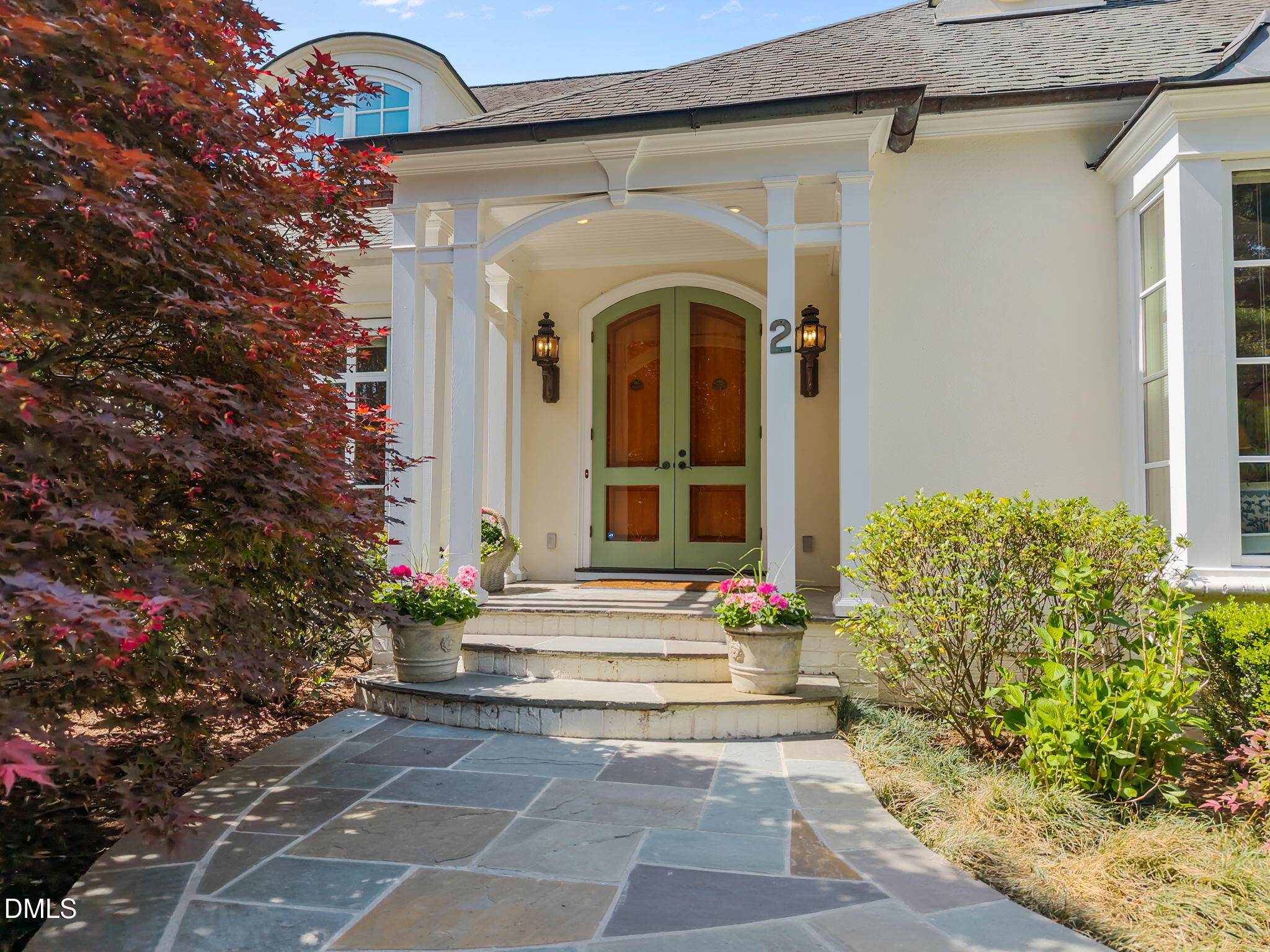 2 Greenside Court