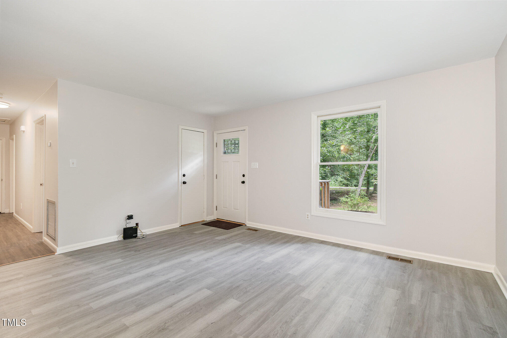 1512 Edwards Drive