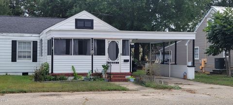 904 N Mckay Avenue Dunn NC 28334