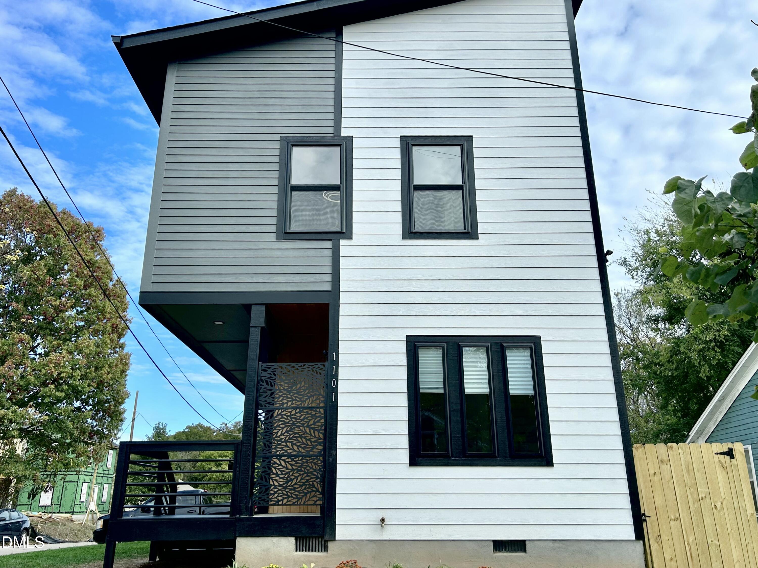 1101 Fairview Street