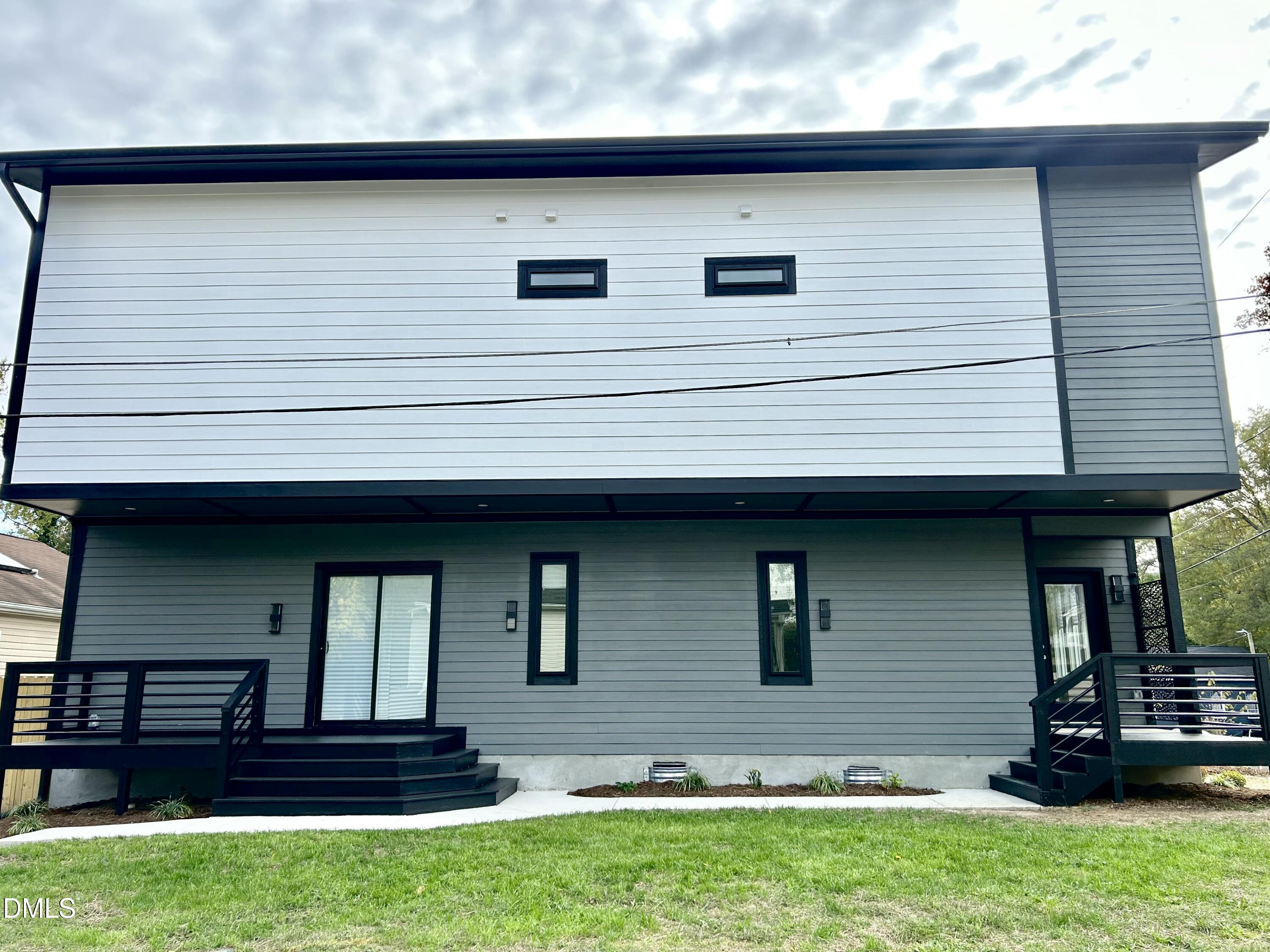 1101 Fairview Street