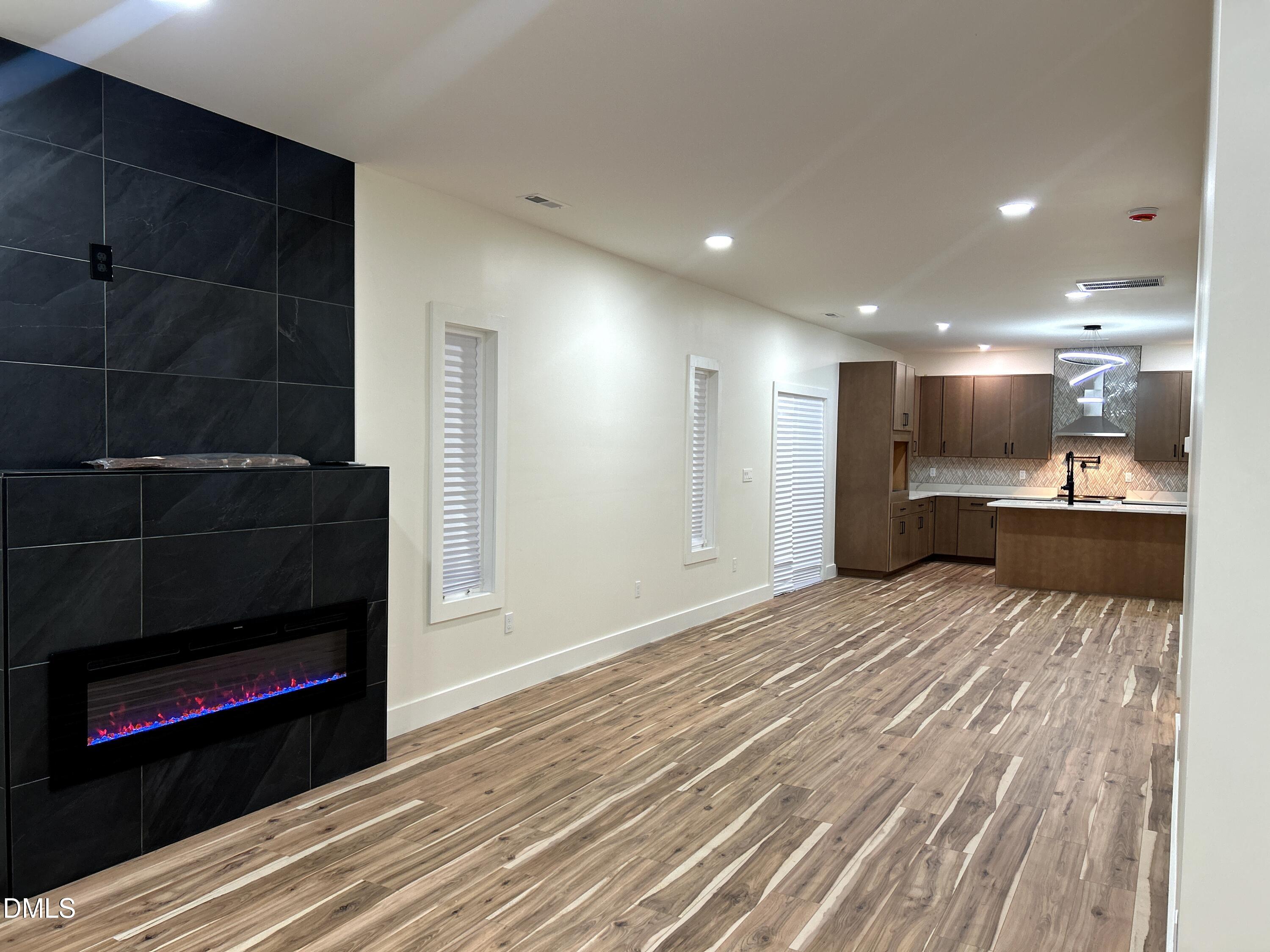 1101 Fairview Street