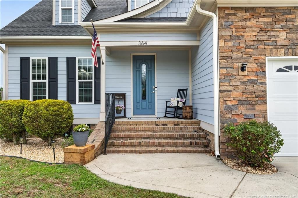 364 Fox Hills Lane