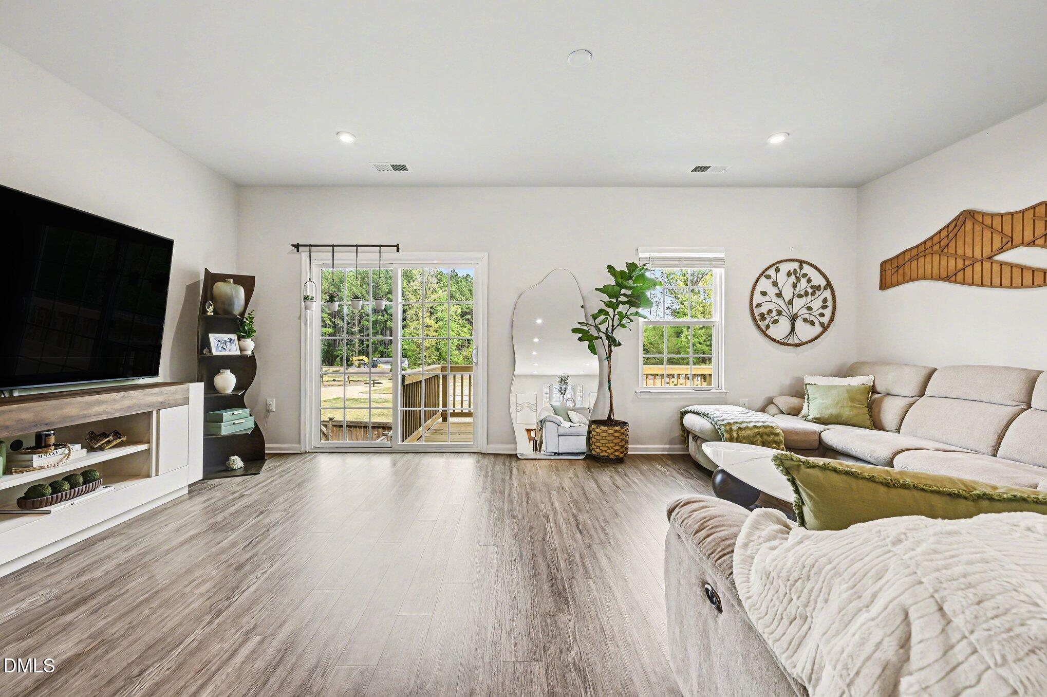 4921 Randall Road