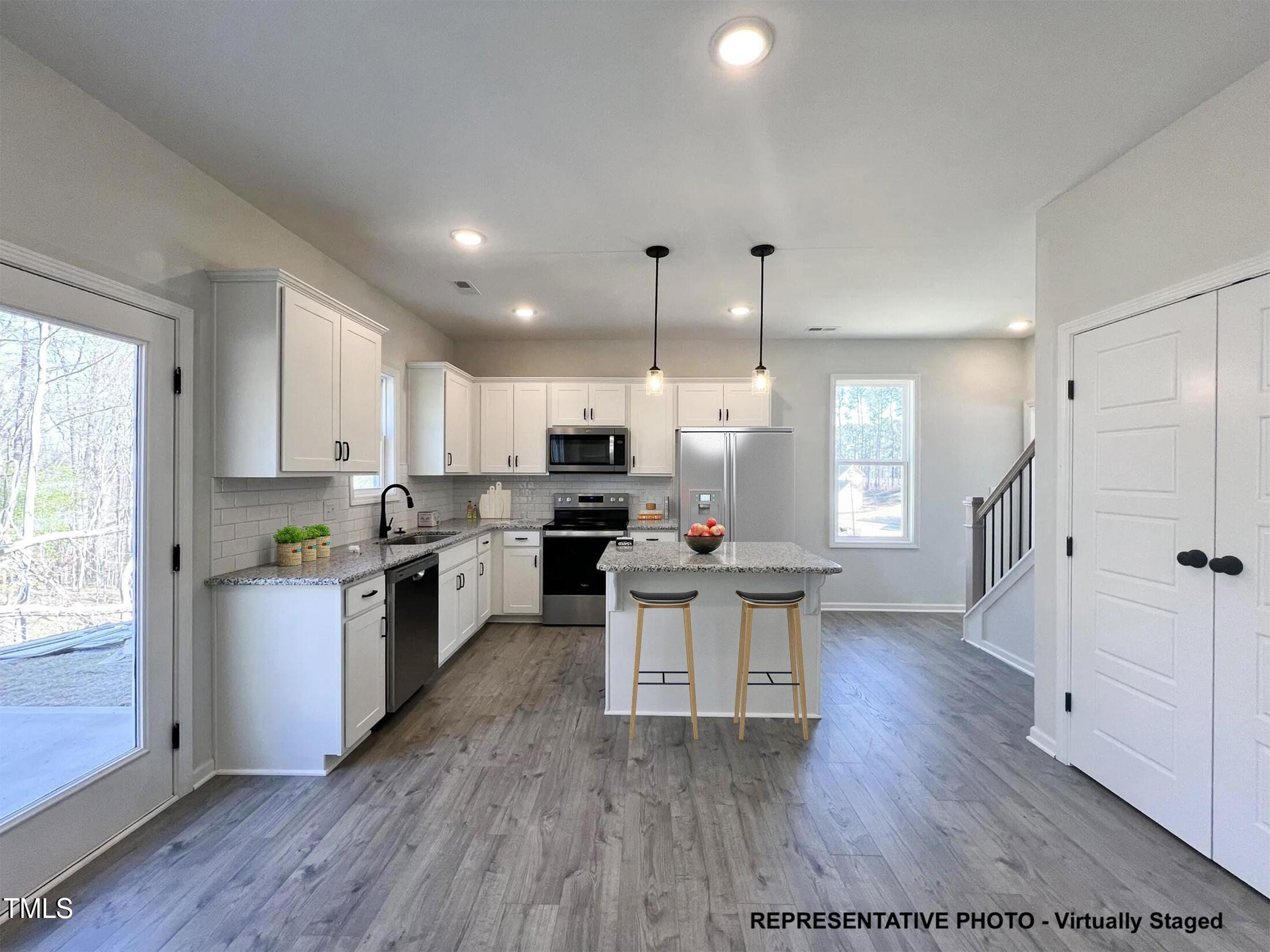 120 W Saltgrass Lane