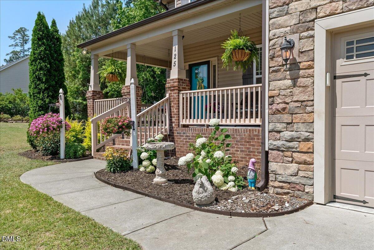 125 Boxwood Drive