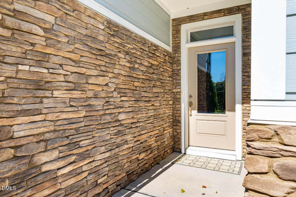 Photo of 254 Deardom Way, Chapel Hill, NC 27516 (MLS # 10183444)