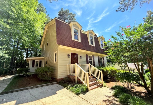 305 MELANIE LN, CARY, NC 27511 - Image 0c191328f37fe00df97fbee57c1aa22b/1401521363