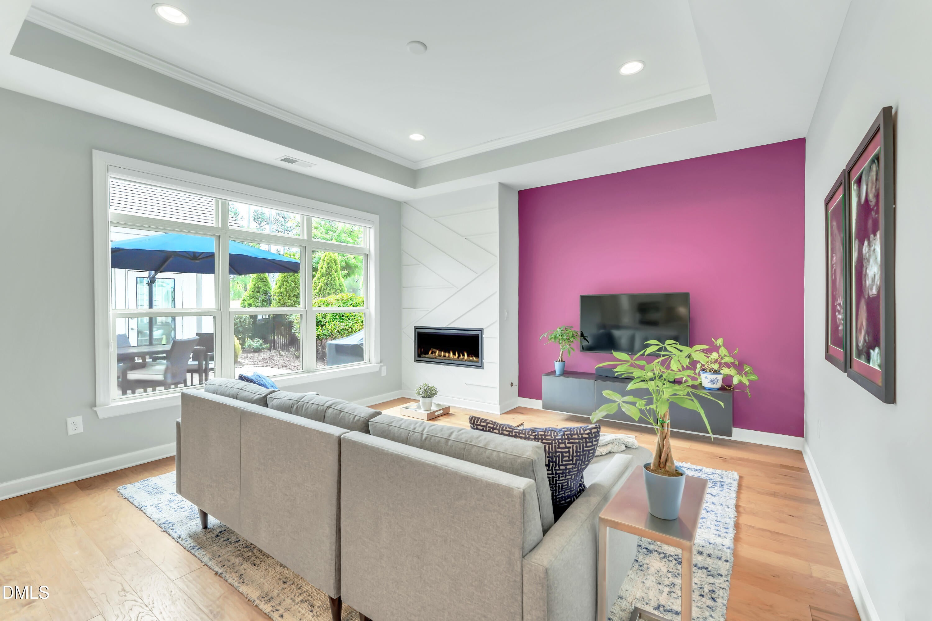 100 Chenette Court
