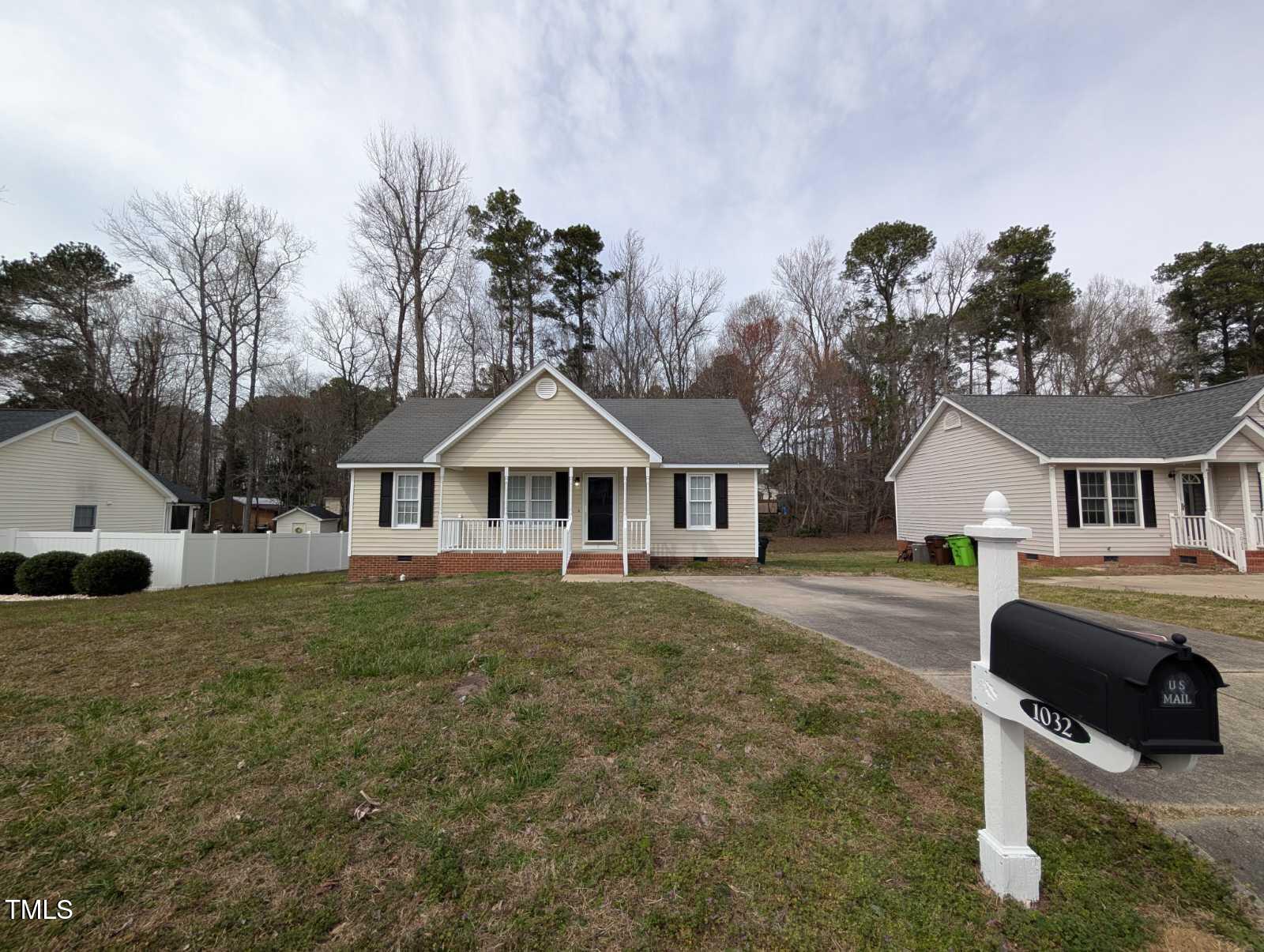 1032 Holly Pointe Drive