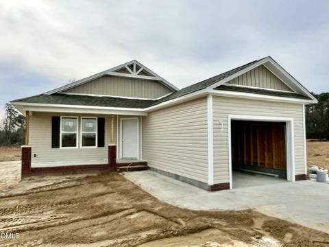 52 Grace Pond Avenue Benson NC 27504