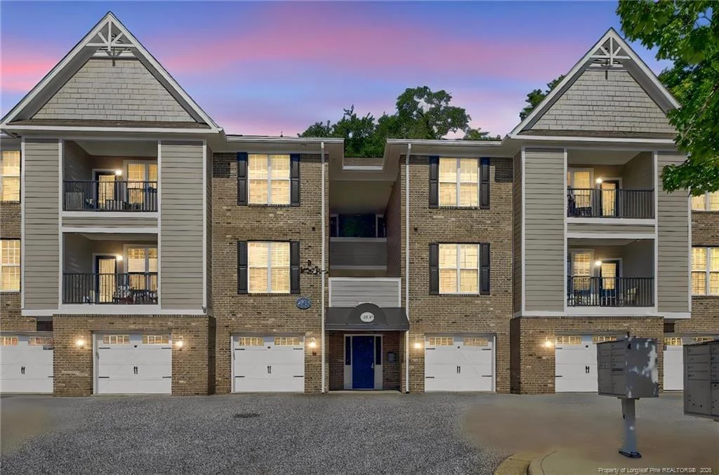 208 Fountainhead Lane Unit 108