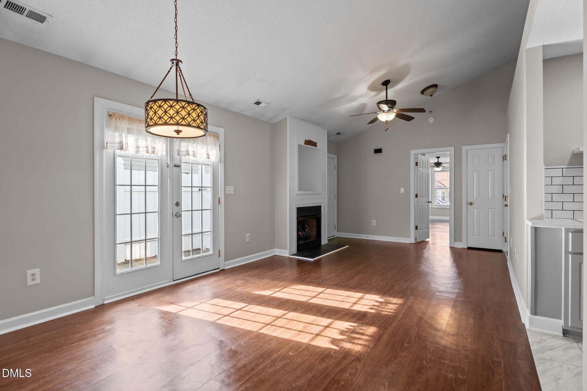 2517 Crystal Drive SW