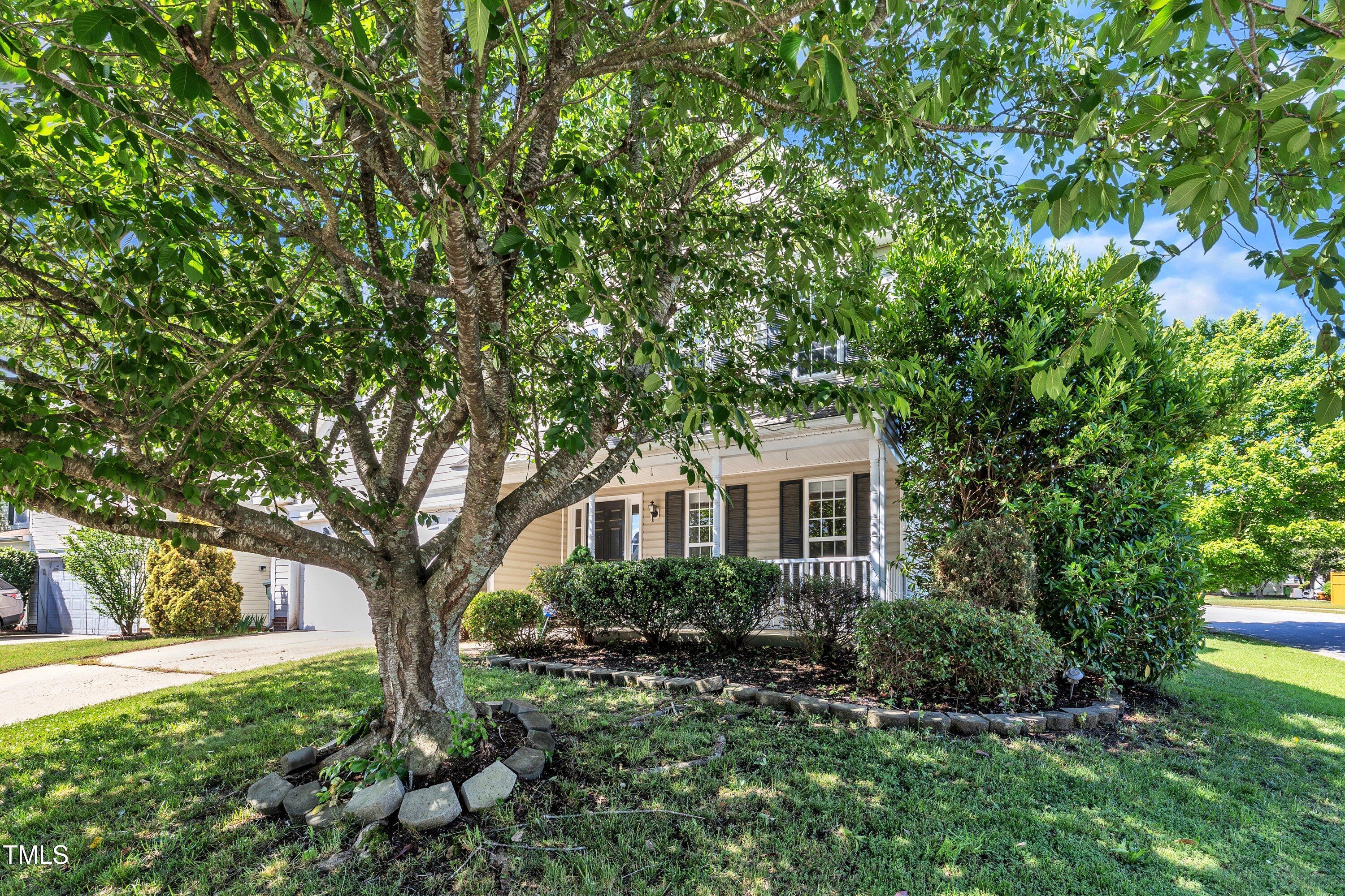 2037 Summer Shire Way