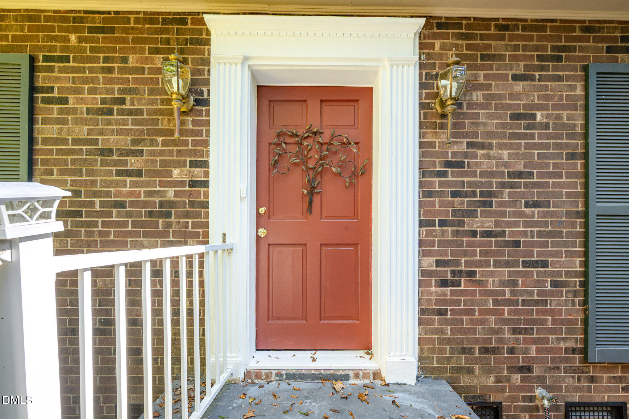2224 Sandy Lane