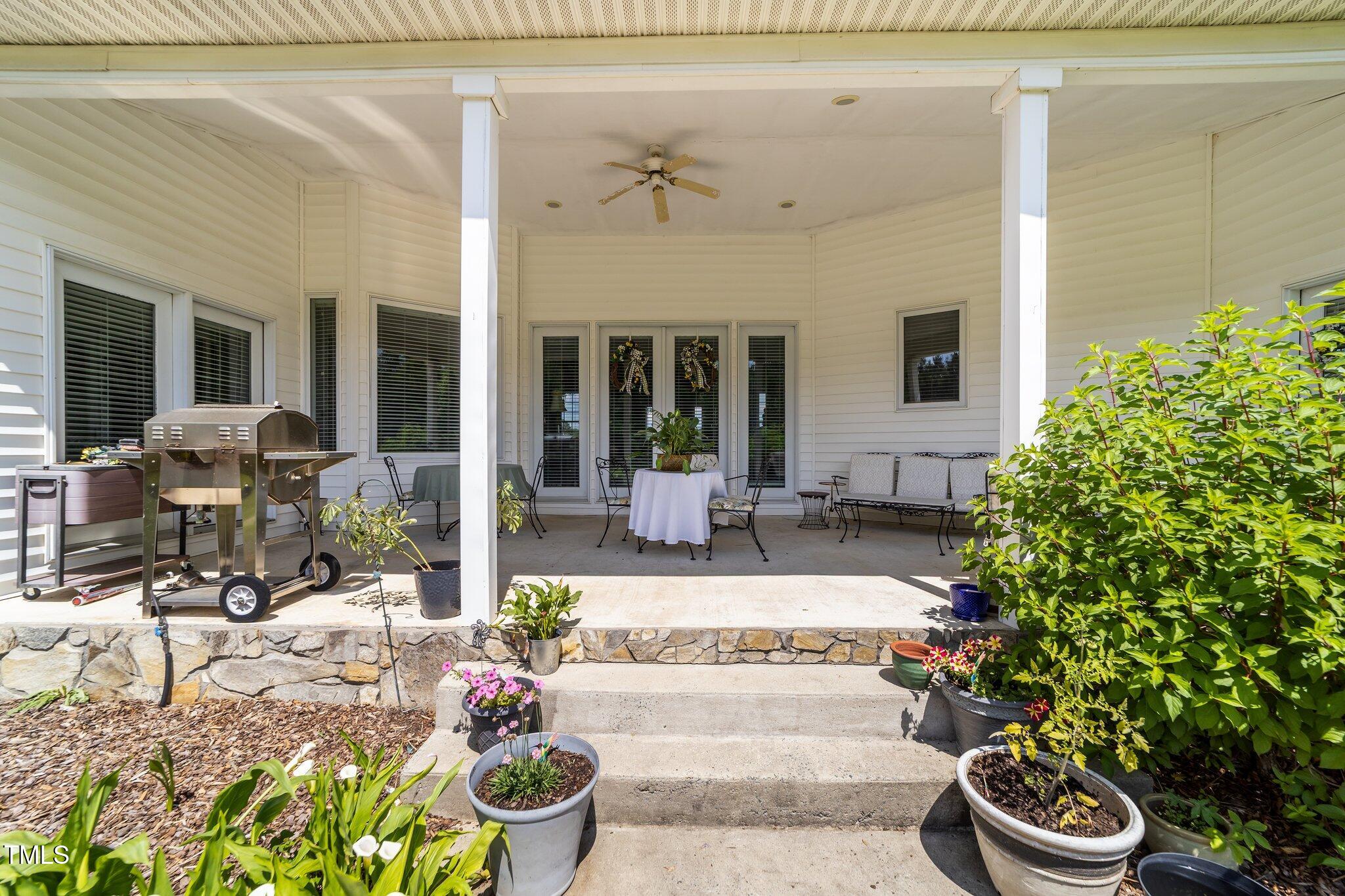 2637 S North Carolina 87